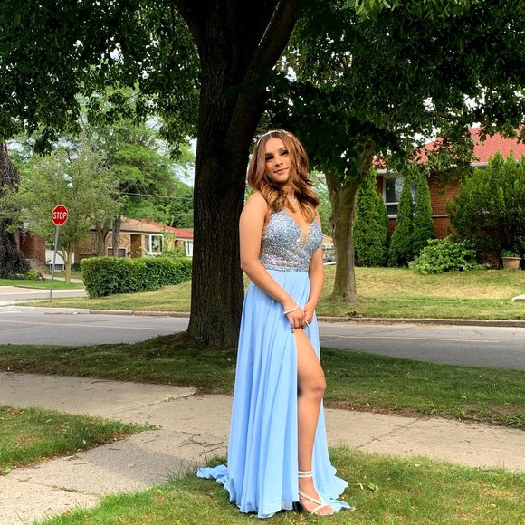 Prom Dress - Picture 3 of 6